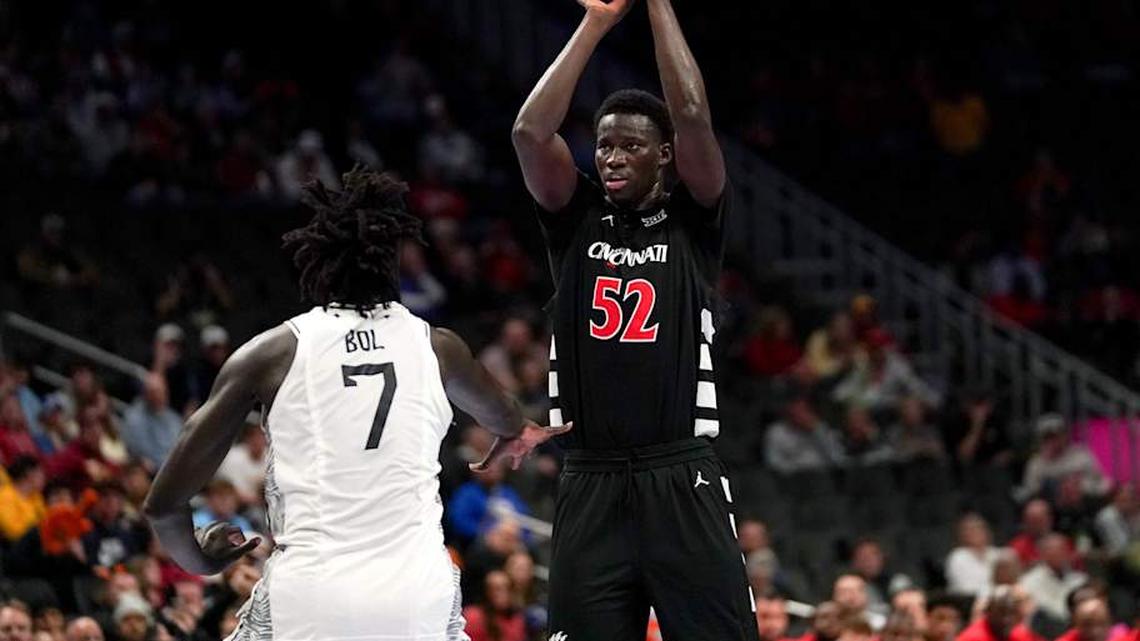  Cincinnati center Moustapha Thiam is a fluid 7-footer who will be an NBA player one day. | Frank Bowen IV/The Enquirer / USA TODAY NETWORK via Imagn Images 