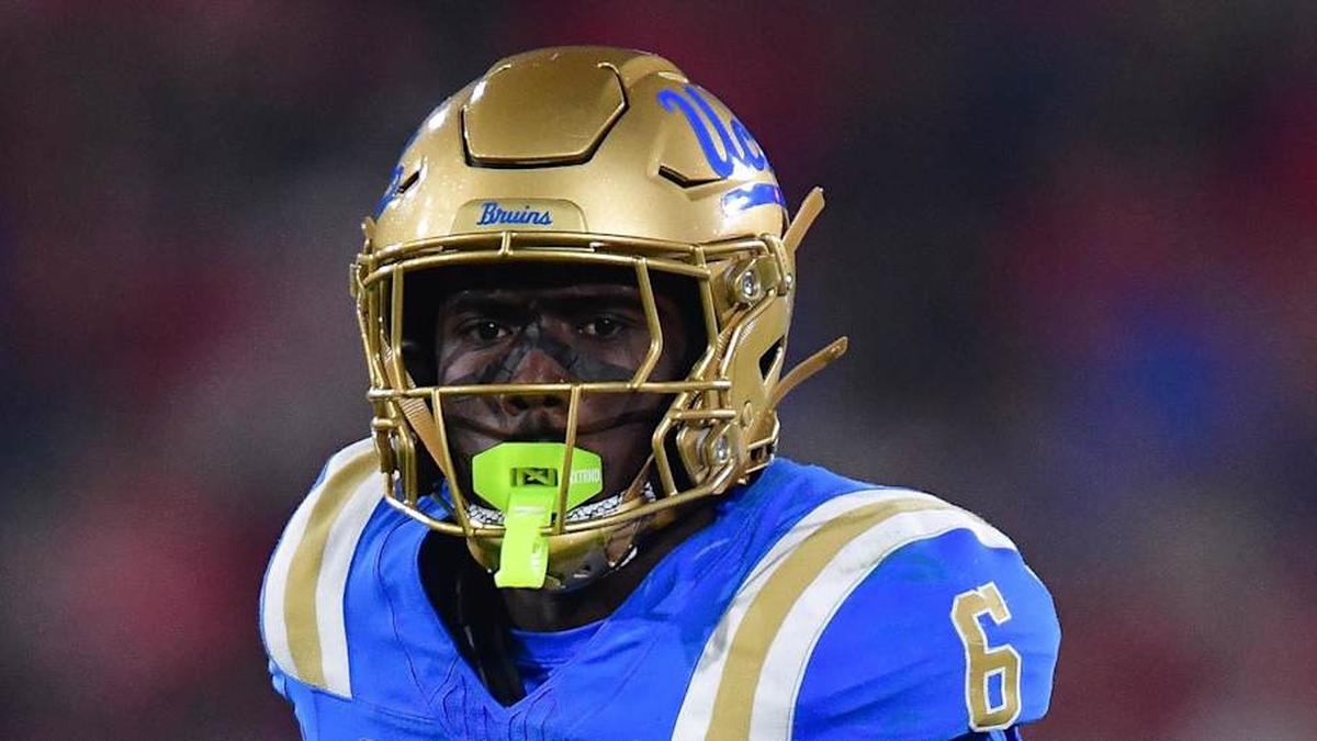  Nov 8, 2025; Pasadena, California, USA; UCLA Bruins running back Anthony Woods (6) runs the ball against the Nebraska Cornhuskers during the second half at the Rose Bowl. Mandatory Credit: Gary A. Vasquez-Imagn Images | Gary A. Vasquez-Imagn Images 