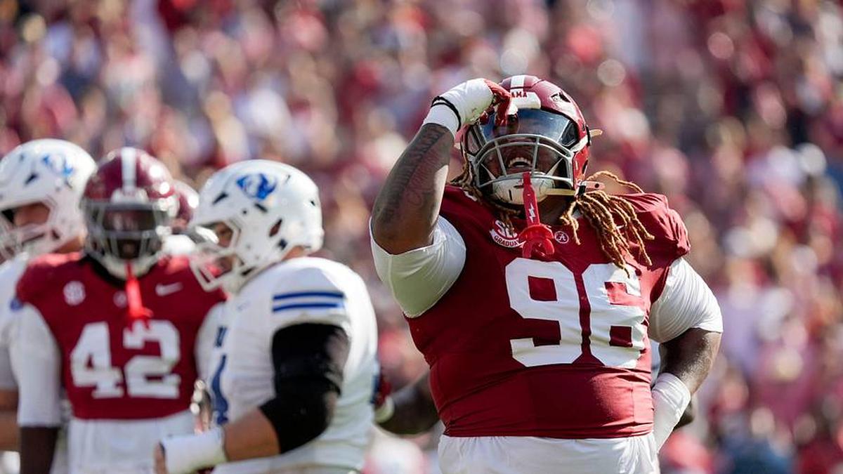  Late November games like 2025's Alabama vs. Eastern Illinois, an FCS program, are going by the wayside. | Gary Cosby Jr. / USA TODAY NETWORK via Imagn Images 