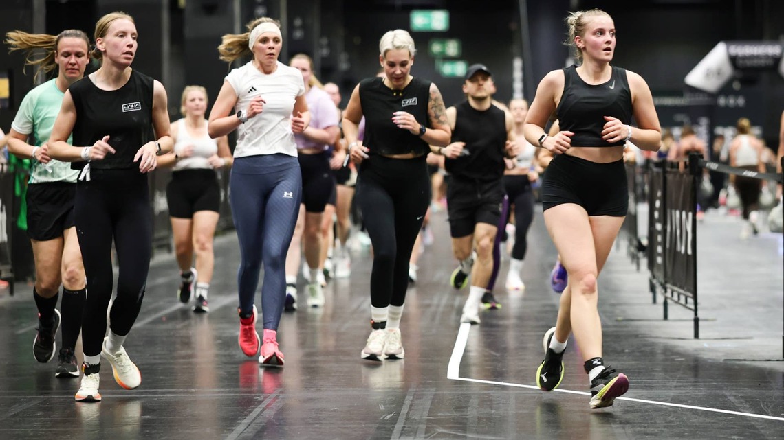 How to Build Muscle and Cardiovascular Endurance Simultaneously 