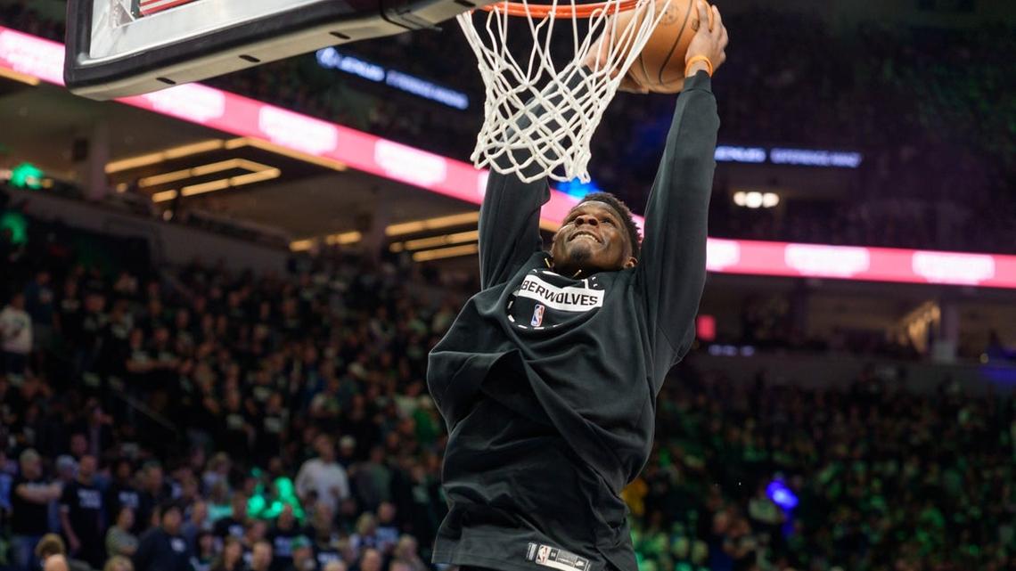 Wolves dub Anthony Edwards (knee) questionable for Game 1 vs. Spurs 