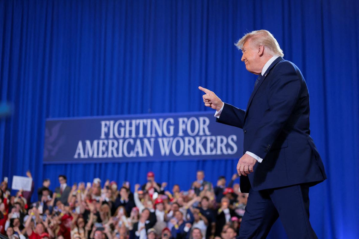 U.S. President Donald Trump arrives to deliver remarks at Rockland Community College in Suffern, New York, U.S., May 22, 2026. REUTERS/Kylie Cooper