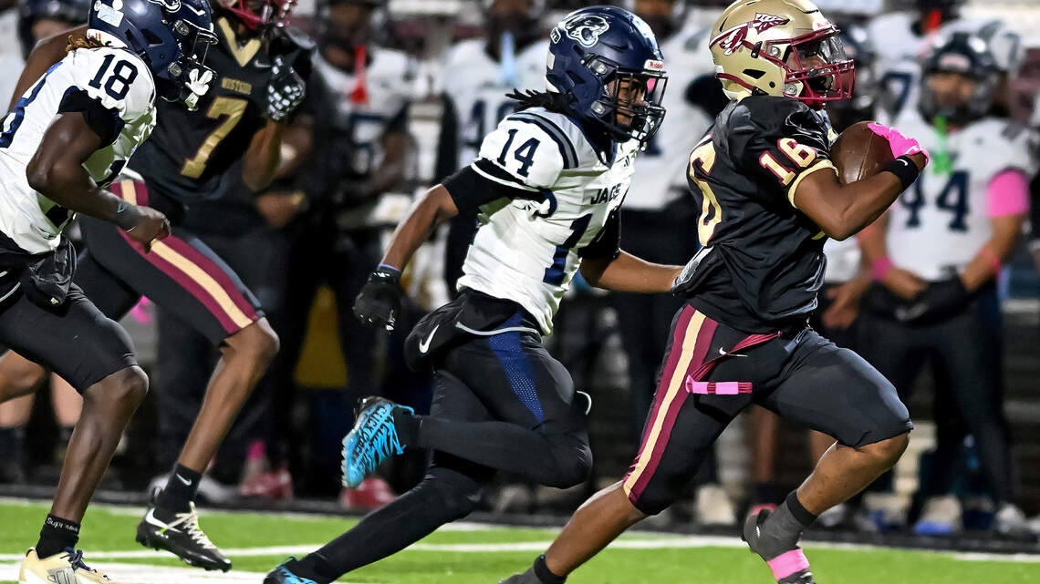 Late rally by Spalding spoils Westside homecoming as Seminoles fall 28-19