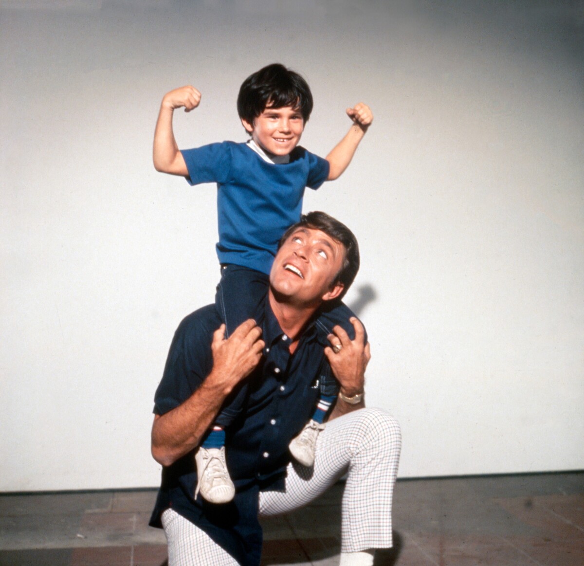THE COURTSHIP OF EDDIE’S FATHER, from top: Brandon Cruz, Bill Bixby, 1969-1972.ph: TM ©20th Century Fox Film Corp. All Rights Reserved/Courtesy Everett Collection