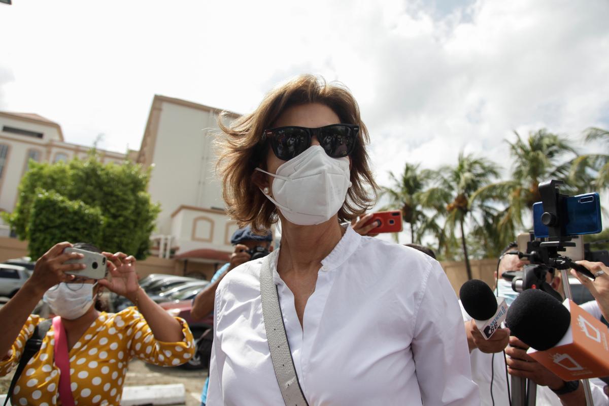 Cristiana Chamorro, exdirectora de la Fundación Violeta Barrios de Chamorro para la Reconciliación y la Democracia, e hija de una expresidenta, llega al Ministerio Público donde fue convocada a una reunión para explicar supuestas “inconsistencias” en informes financieros presentados ante la gobierno entre 2015 y 2019 en Managua, Nicaragua, 21 de mayo de 2021. Los fiscales del país anunciaron el lunes 31 de enero de 2022 el inicio de los juicios contra figuras de la oposición como Chamorro, y varios otros que se atrevieron a competir contra el presidente Daniel Ortega en el elecciones recientes. ( AP Foto/Esteban Felix, Archivo)