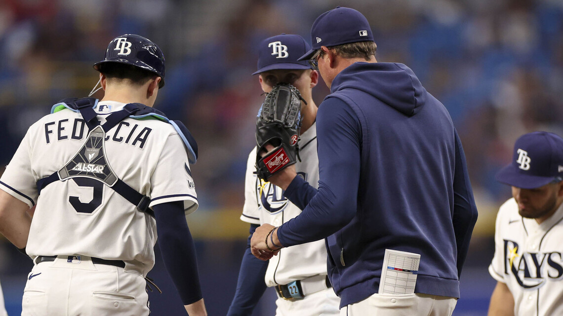 Not much goes right for Rays in loss to AL-West leading Rangers