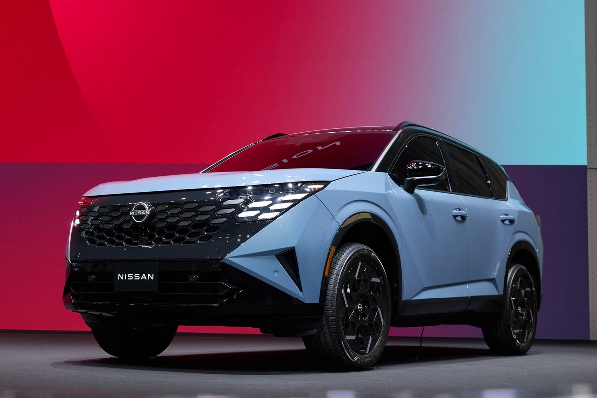 2027 Nissan Rogue Hybrid