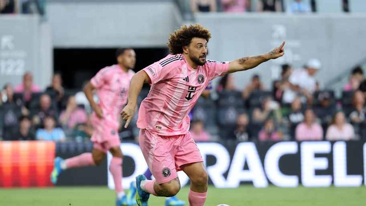  Maxi Falcón's footspeed is not up to MLS standards. | Leonardo Fernandez/MLS/Getty Images 