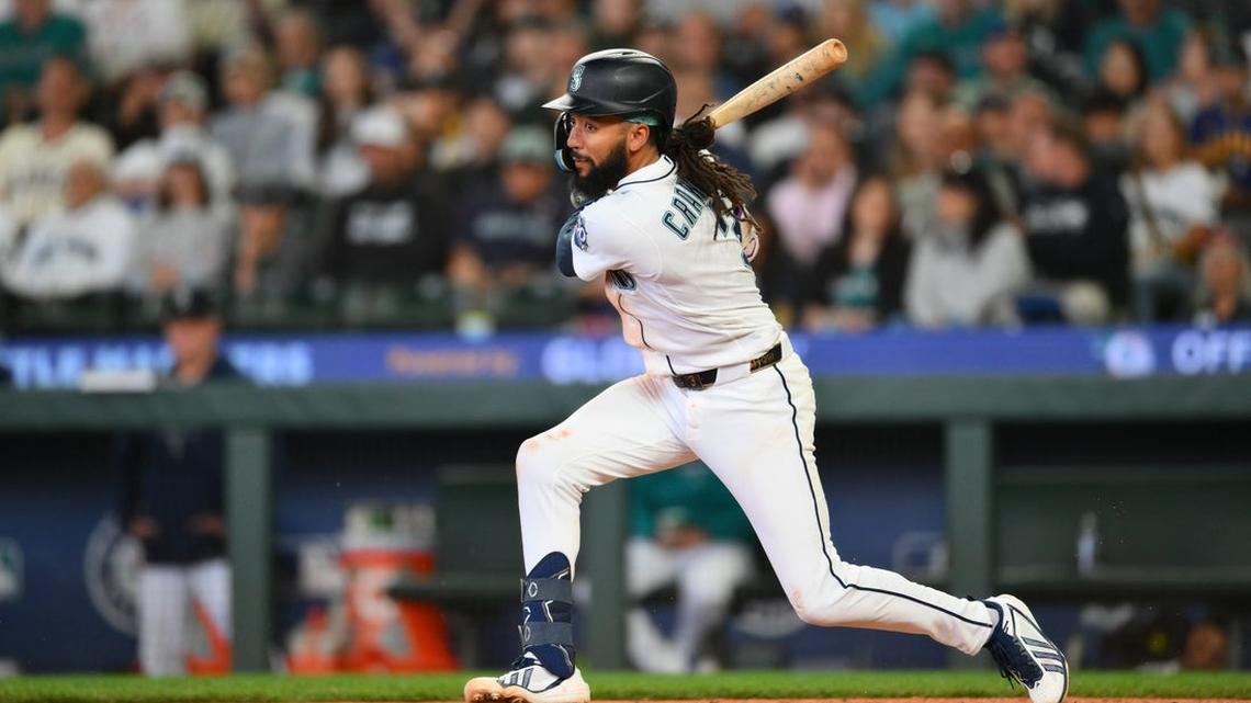 Mariners SS J.P. Crawford (hand) day-to-day after HBP 