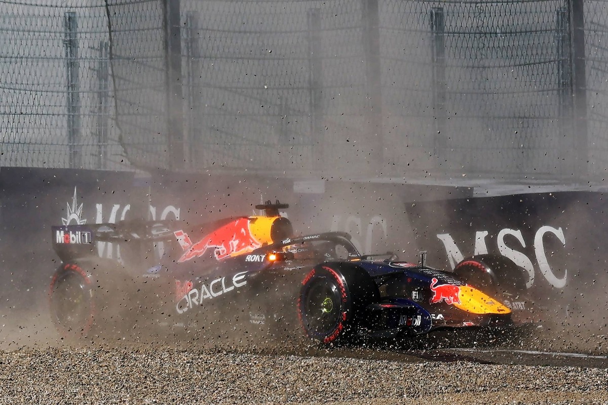  Max Verstappen crashes during qualifying ahead of the 2026 F1 Grand Prix of Austria at Red Bull Ring. Photo by Clive Rose/Getty Images