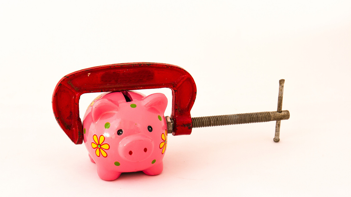 Allison Schrager: Why are Americans so financially illiterate?