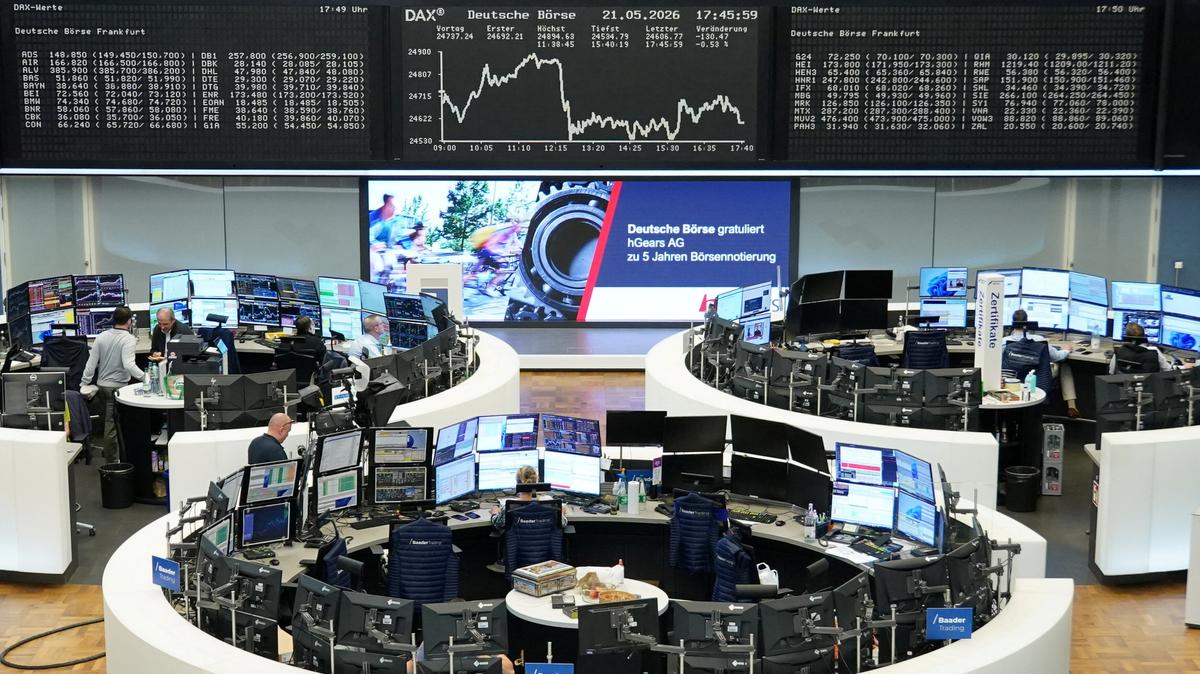 The German share price index DAX graph is pictured at the stock exchange in Frankfurt, Germany, May 21, 2026.     REUTERS/staff