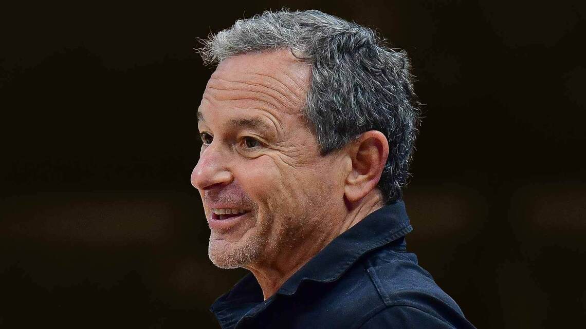 Brian Windhorst reveals Bob Iger has held Knicks season tickets for nearly 40 years: "Even if he lived in L.A., he had Knicks season tickets" 