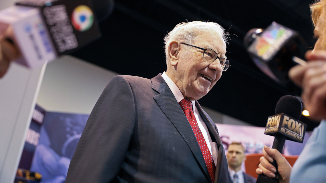 Warren Buffett's road to investing glory 