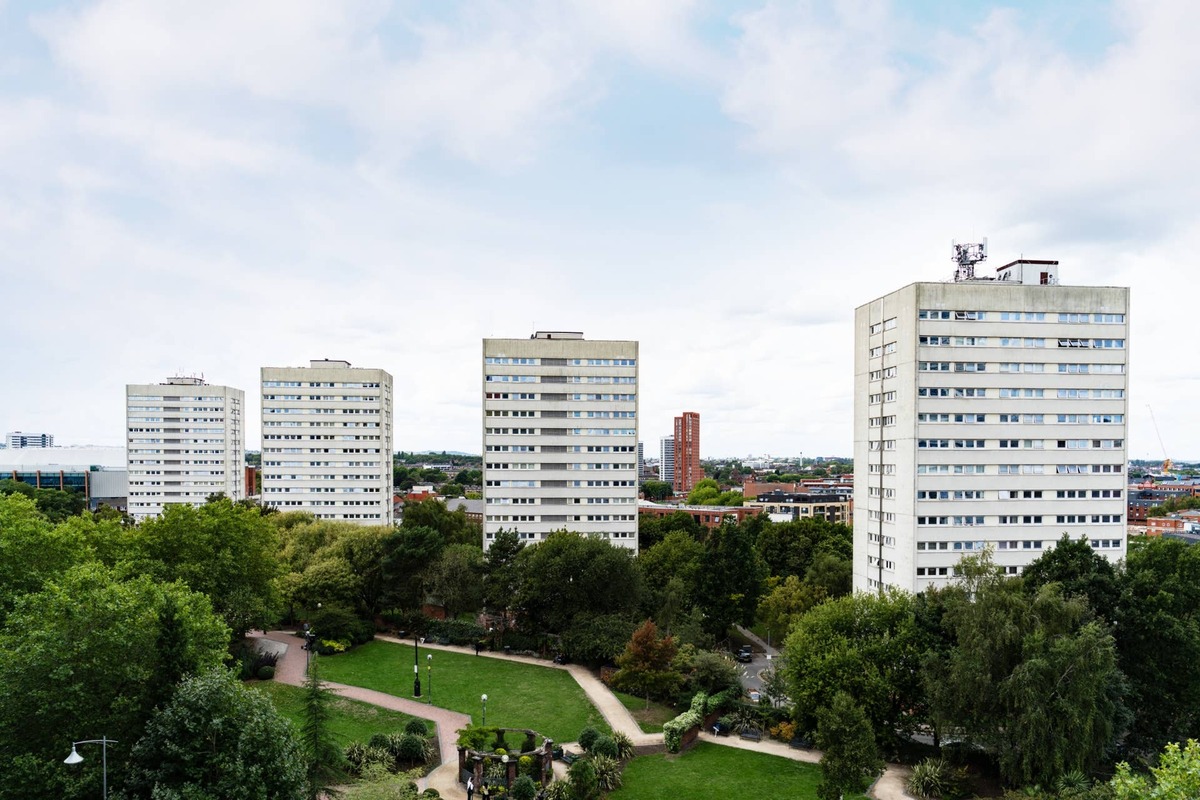  Morgan Stanley deepens its push into rental housing. 