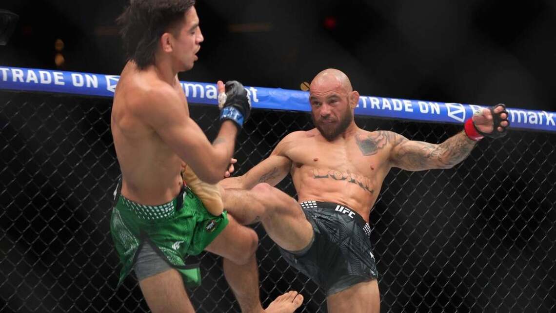 Jean Silva rallies to submit Jose Miguel Delgado at Noche UFC 