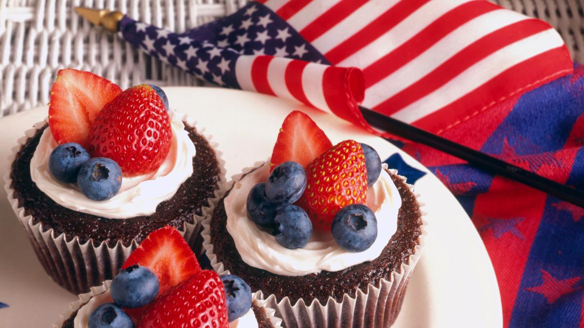Chocolate Cupcake with Vanilla Frosting and Berries for July 4th
