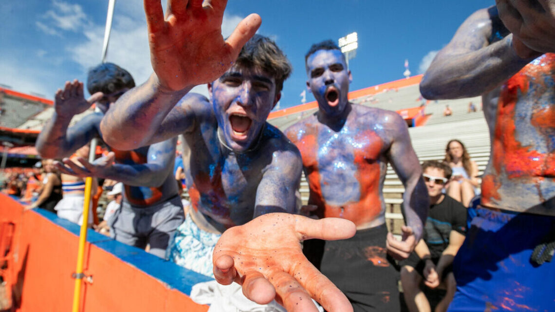 Florida football traditions that bring Gainesville, The Swamp to life 