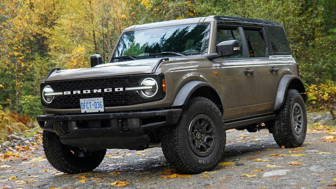Ford Bronco Outsells Jeep Wrangler for the First Time 