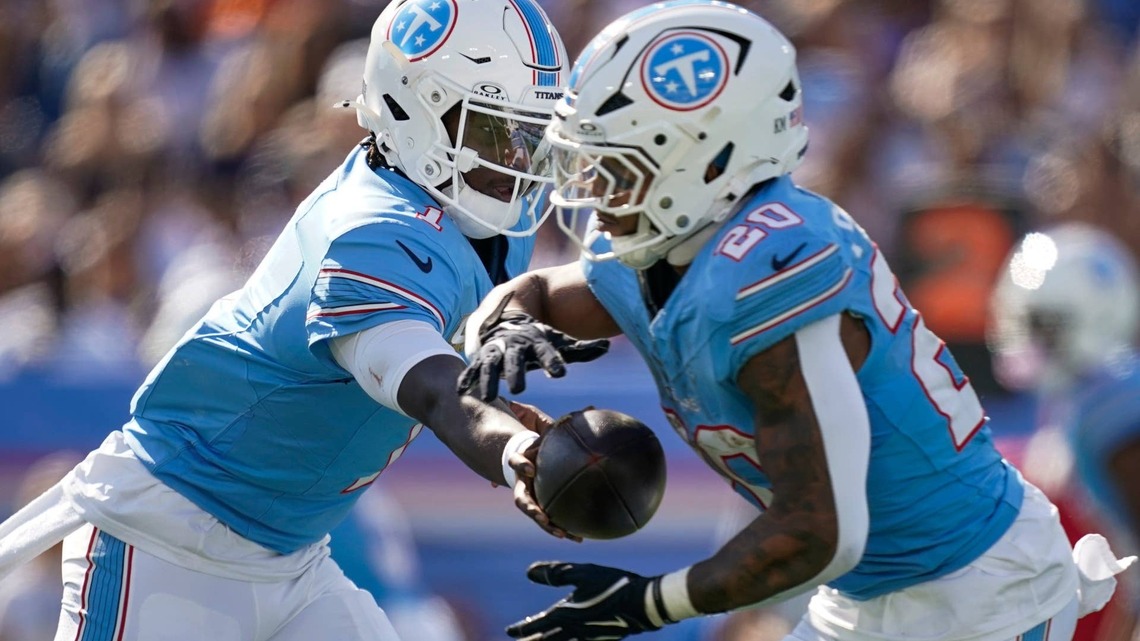 Titans' Power Rankings Roundup Shows Tennessee Stuck Near the Bottom After Another Close Loss 