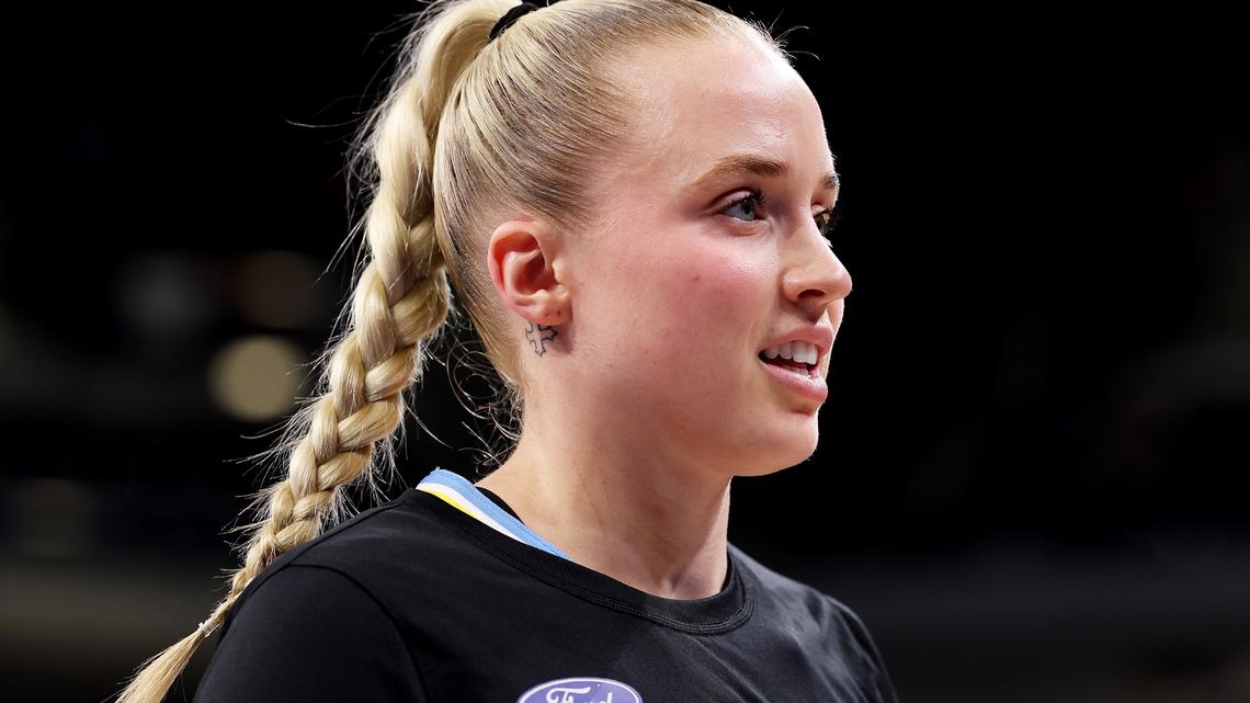 Hailey Van Lith Shows Great Maturity After Getting Cut By The Sky 