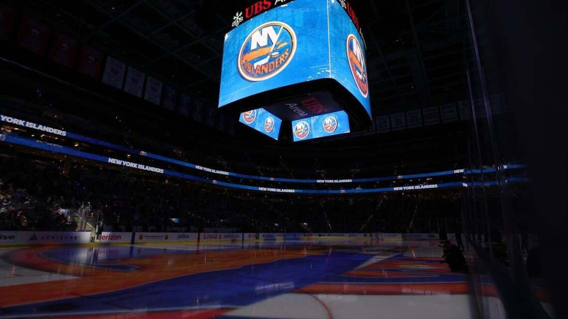 Report: Islanders selling franchise stake at $3B valuation 