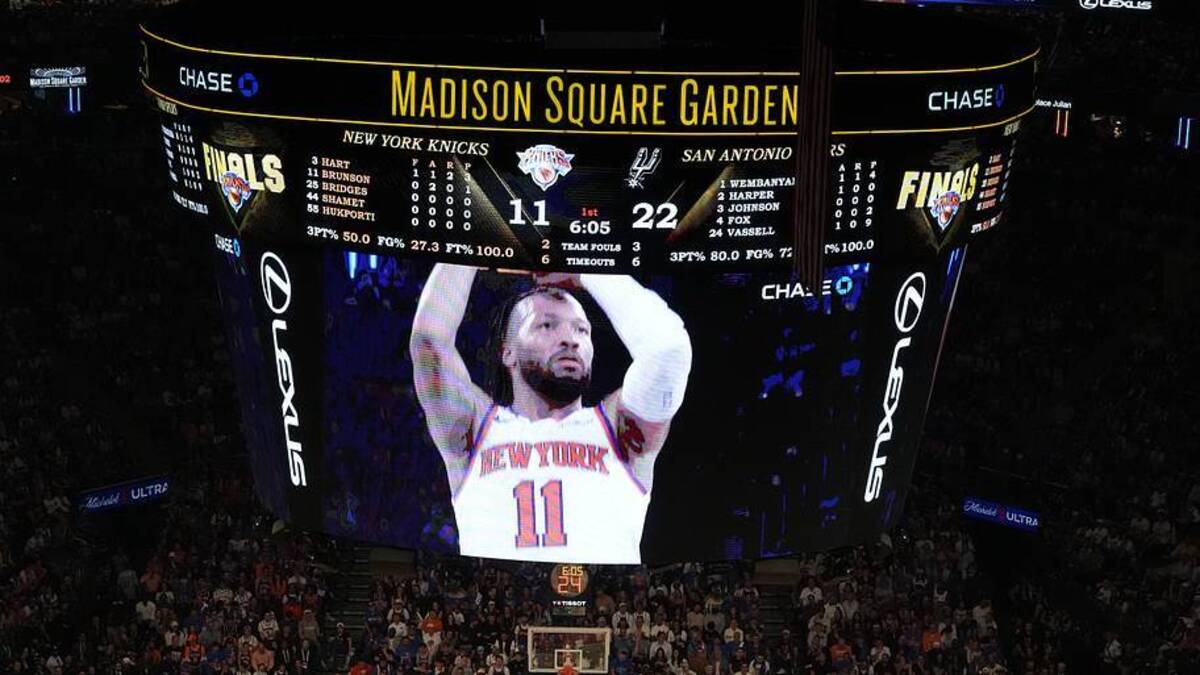  Jalen Brunson "is him," according to coach Mike Brown. He is also now an NBA champion. | Erick W. Rasco/Sports Illustrated 