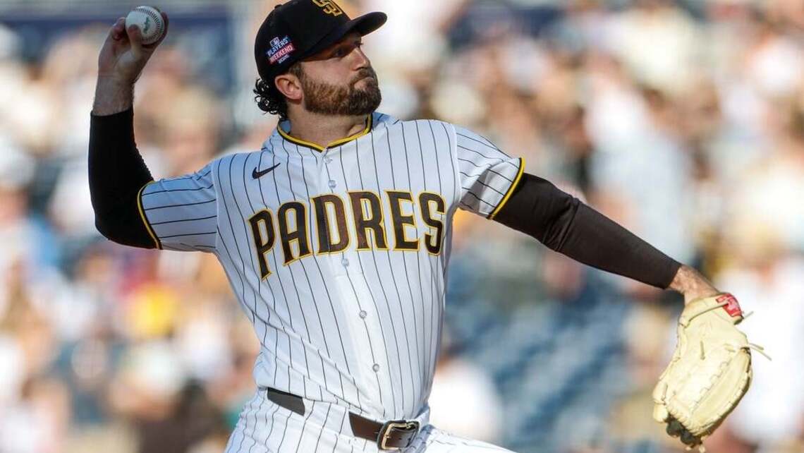 Padres, Rays enter series in fine position amid tight races 