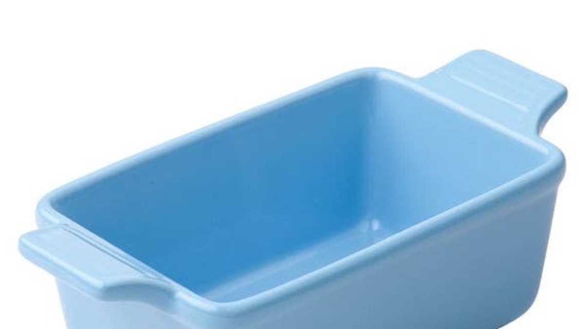 Aldi's Beautiful Blue Mini Baking Pans Are Perfect for Serving Up Solo-Size Desserts 