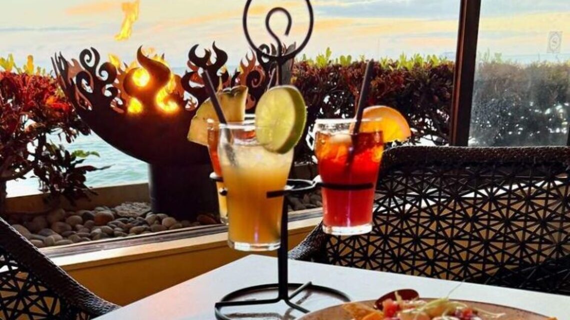 Waikiki Food Guide: Where to Eat on a Girls Trip 