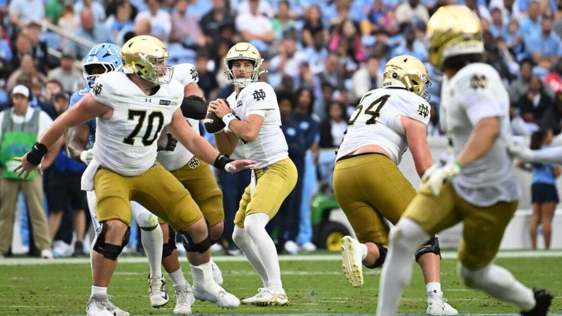 Top 25 roundup: CJ Carr's 5-TD day leads No. 3 Notre Dame over UNC  