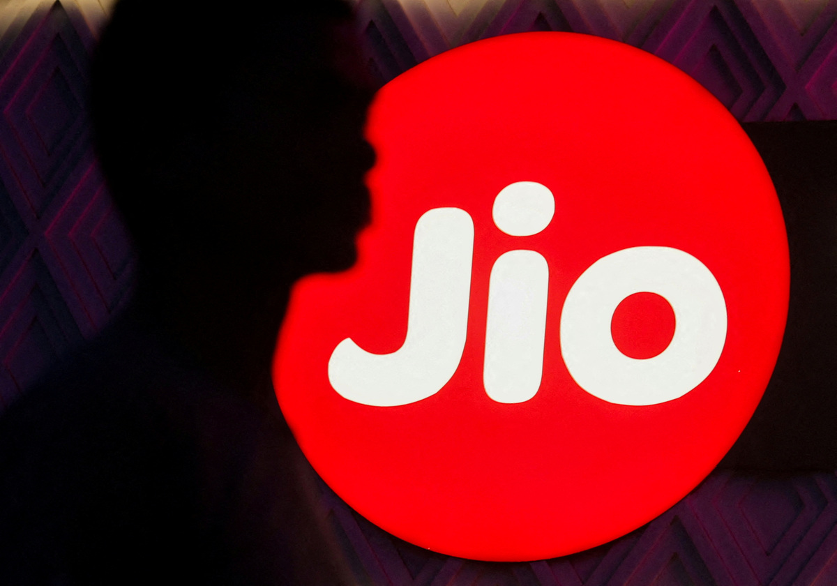 Musk vows affordable Starlink in India days before Ambani's record Jio ...