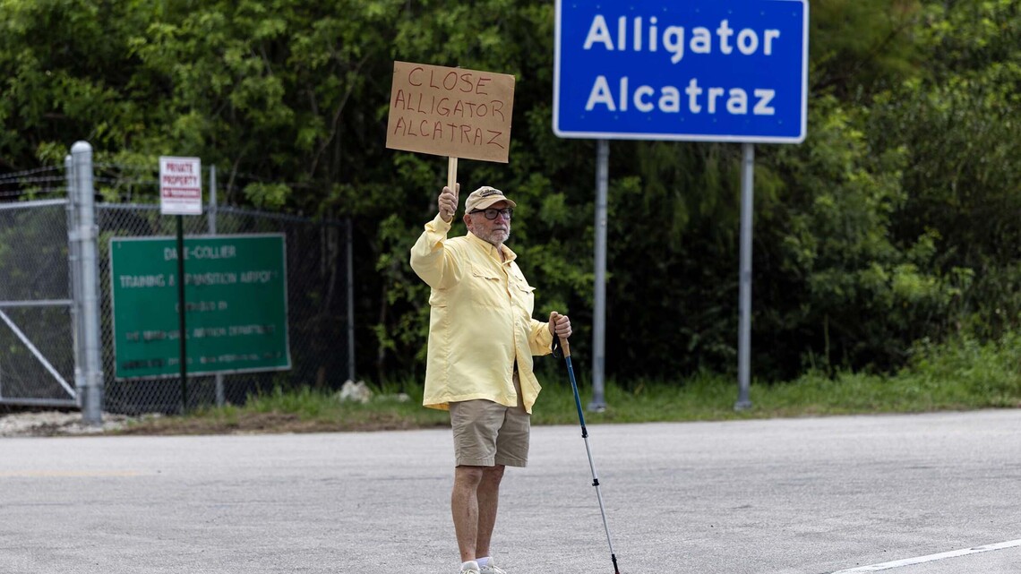 Report confirms detainees held in small cages at Alligator Alcatraz