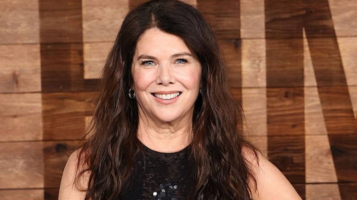 Lauren Graham Shares Her Go-to Fall Coffee Order-and It's Not a Pumpkin Spice Latte (Exclusive) 