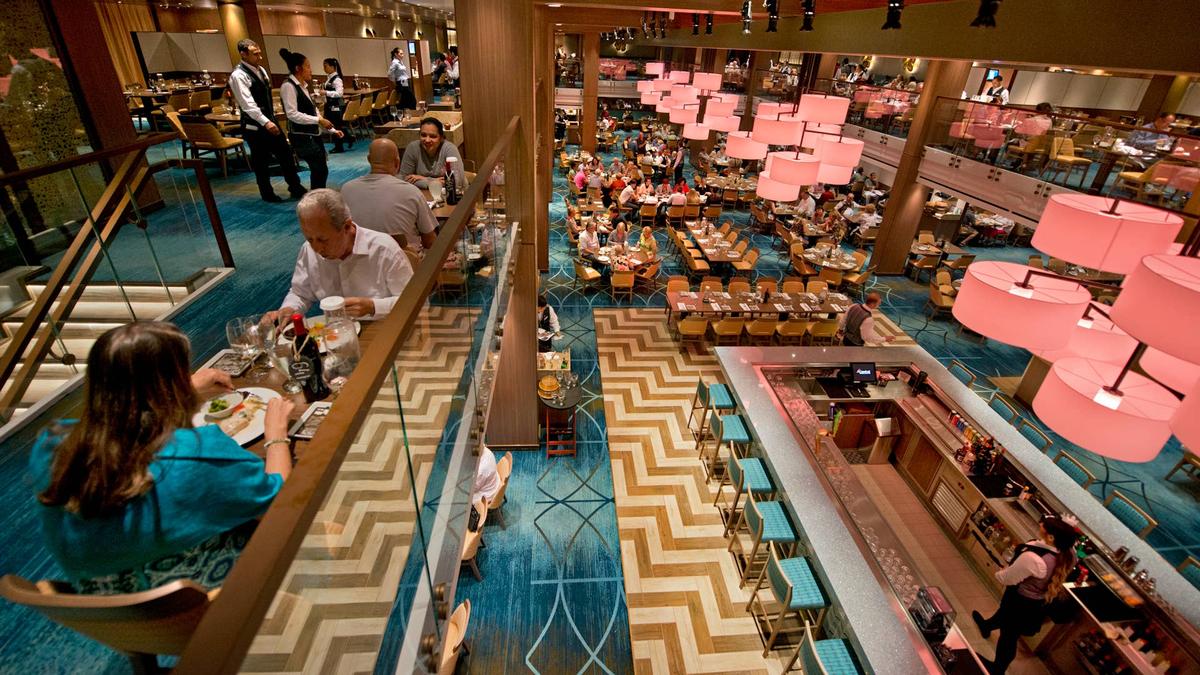  Brunch is served in the main dining room on sea days on Carnival cruise ships. 
