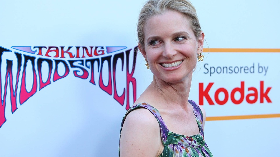 Bridget Fonda Envisioned a Long Hollywood Career 33 Years Ago, Then She Walked Away 