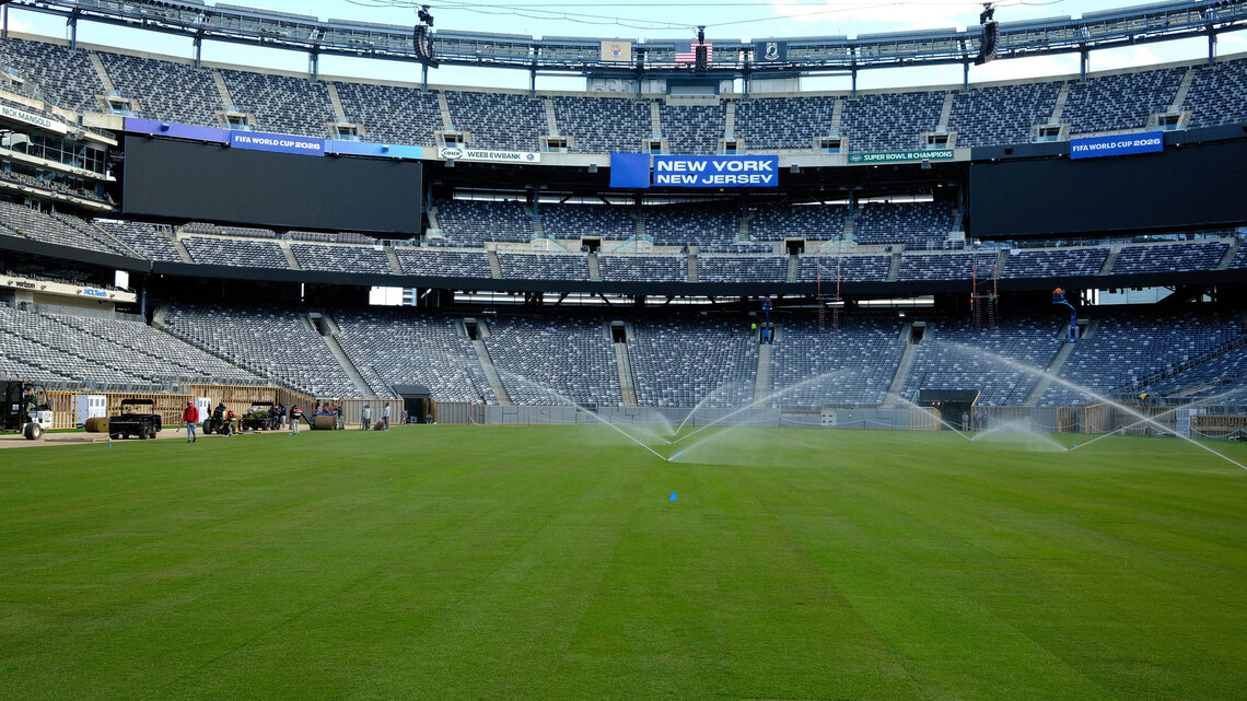 Help not wanted: World Cup hiring boost has yet to materialize 