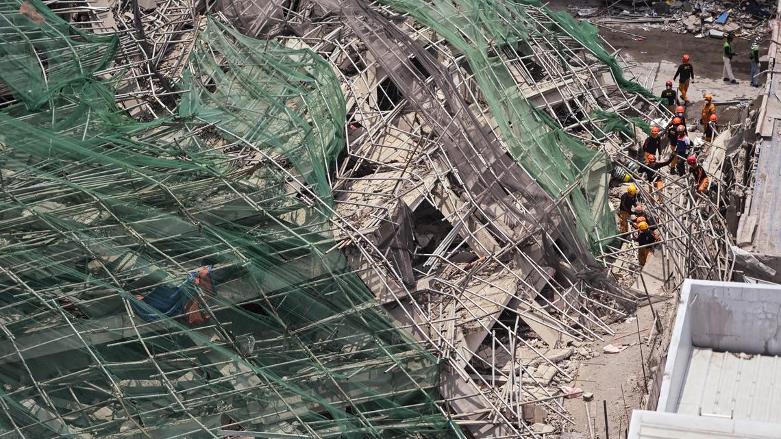 Philippines ends rescue efforts as hope fades for victims of building collapse 