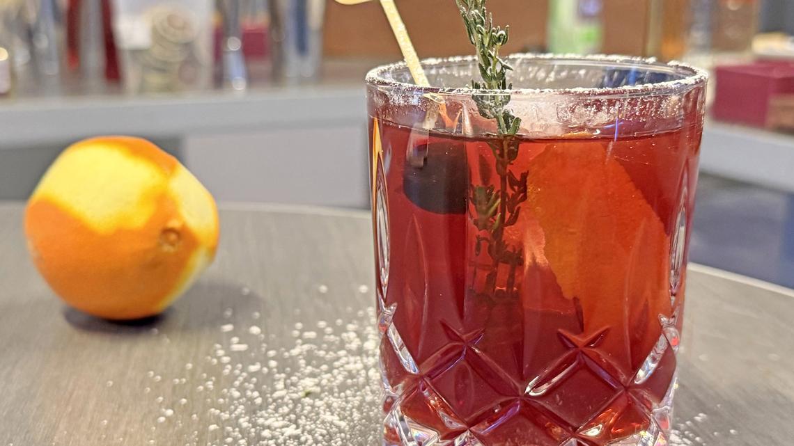These holiday cocktail recipes will raise the bar at your next party 