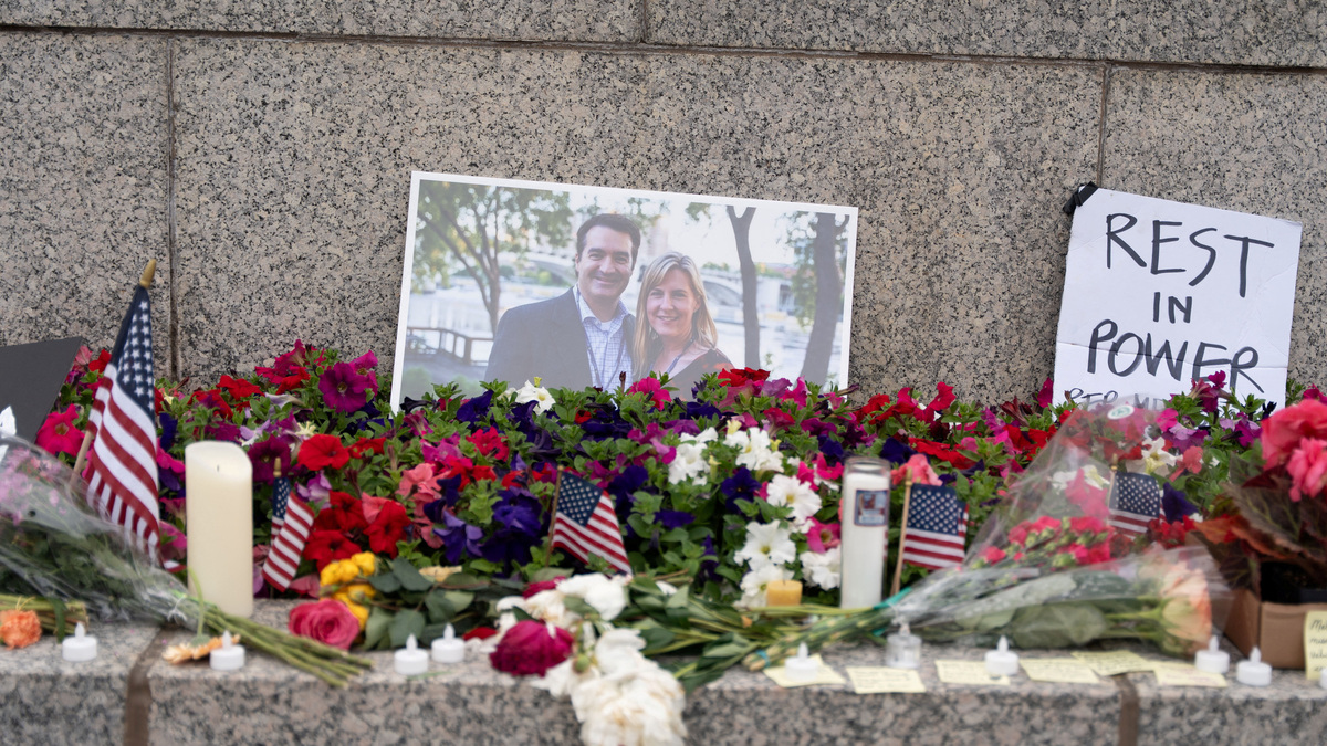A memorial sits outside the Minnesota State Capitol in honor of murdered Democratic state assemblywoman Melissa Hortman and her husband Mark, in St. Paul, Minnesota, U.S., June 15, 2025. A 57-year-old named Vance Luther Boelter is suspected in the double murder, which, according to Minnesota Governor Tim Walz, is thought to be a politically targeted assassination.  REUTERS/Tim Evans  REFILE - CORRECTING ID FROM "MARC" TO "MARK".