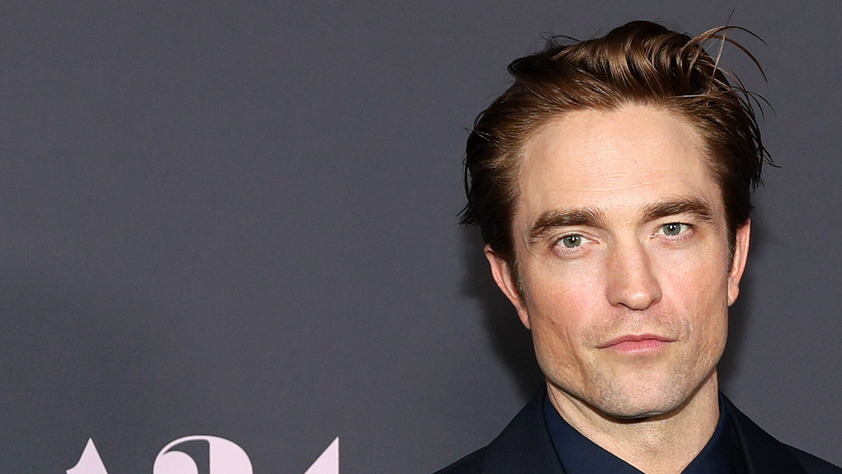 Robert Pattinson Jokes About Missing ‘Free' Stuff at Taylor Swift's Wedding