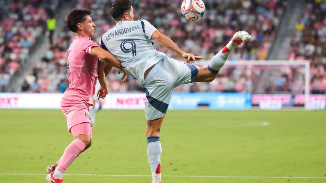 Late Inter Miami strike ruins Robert Lewandowski's Fire debut 