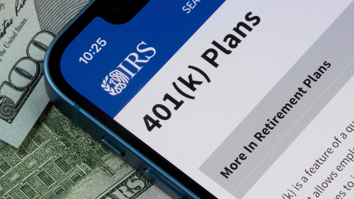  Dave Ramsey and Vanguard explain two approaches to investing in retirement accounts such as 401(k)s and IRAs. Shutterstock