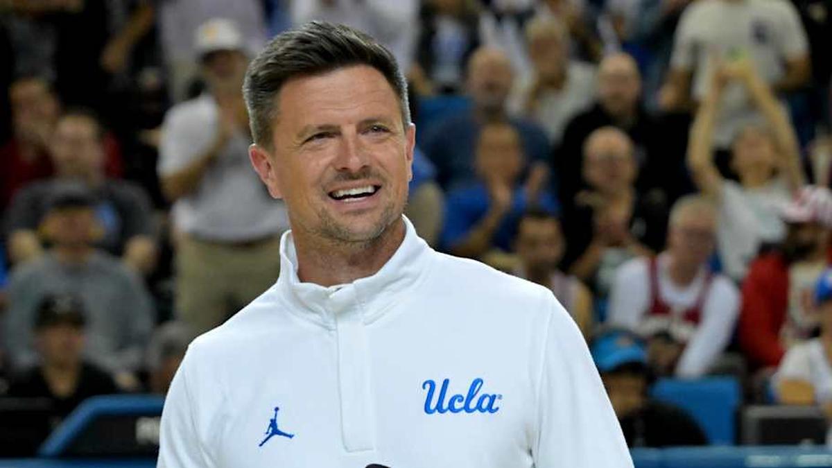  Jan 31, 2026; Los Angeles, California, USA; UCLA Bruins head football coach Bob Chesney is introduced during the basketball game against the Indiana Hoosiers at Pauley Pavilion presented by Wescom Financial. Mandatory Credit: Jayne Kamin-Oncea-Imagn Images | Jayne Kamin-Oncea-Imagn Images 