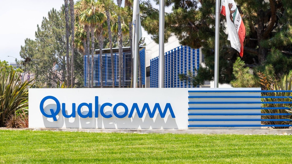 Qualcomm deepens ties with major Apple rival 
