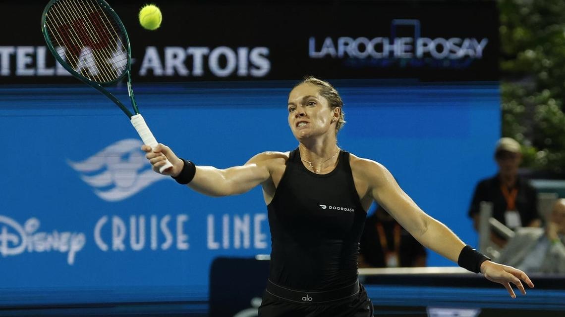 Caty McNally beats Victoria Mboko in Madrid for 1st top-10 win 