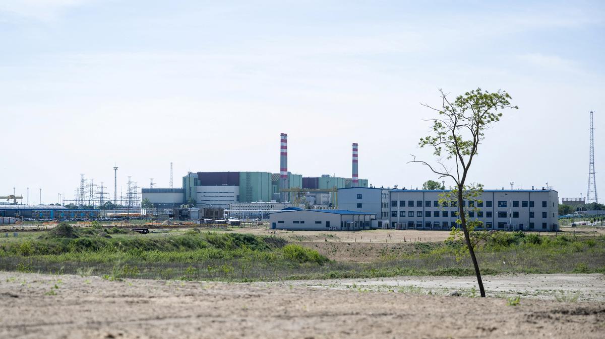 FILE PHOTO: A construction site is seen near Hungary's Paks nuclear power plant in Paks, Hungary, May 9, 2023. REUTERS/Marton Monus/File Photo