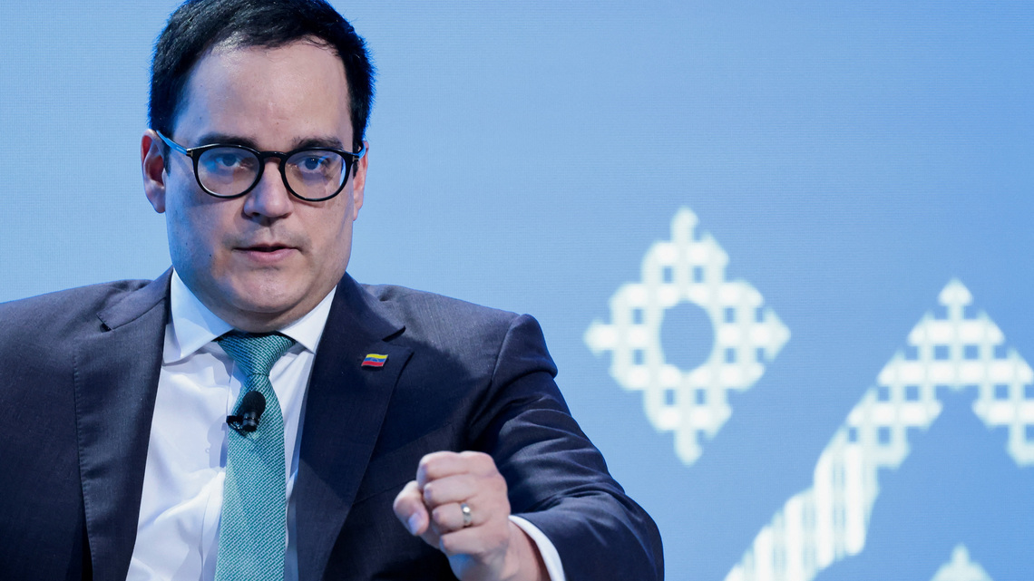 Top economic adviser says Centerview remains Venezuela's financial adviser 