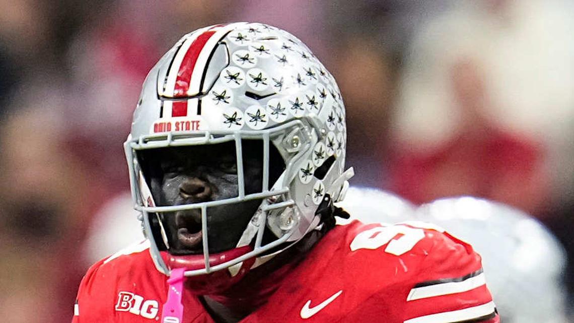  Ohio State Buckeyes defensive tackle Kayden McDonald (98) celebrates during the first half of the Big Ten Conference championship game against the Indiana Hoosiers at Lucas Oil Stadium in Indianapolis on Dec. 6, 2025. | Adam Cairns/Columbus Dispatch / USA TODAY NETWORK via Imagn Images 