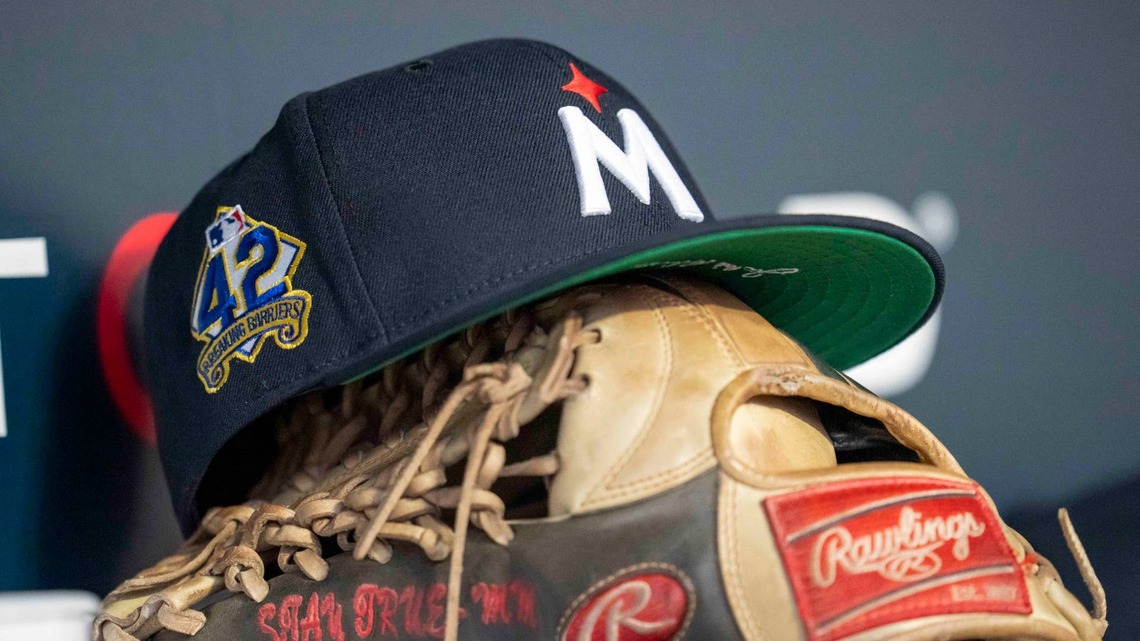 Twins to Call Up Top Prospect Walker Jenkins